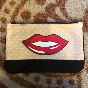 Ipsy makeup bag